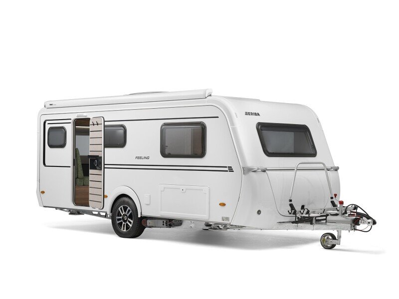 Eriba Feeling 470 3 4front Tur auf