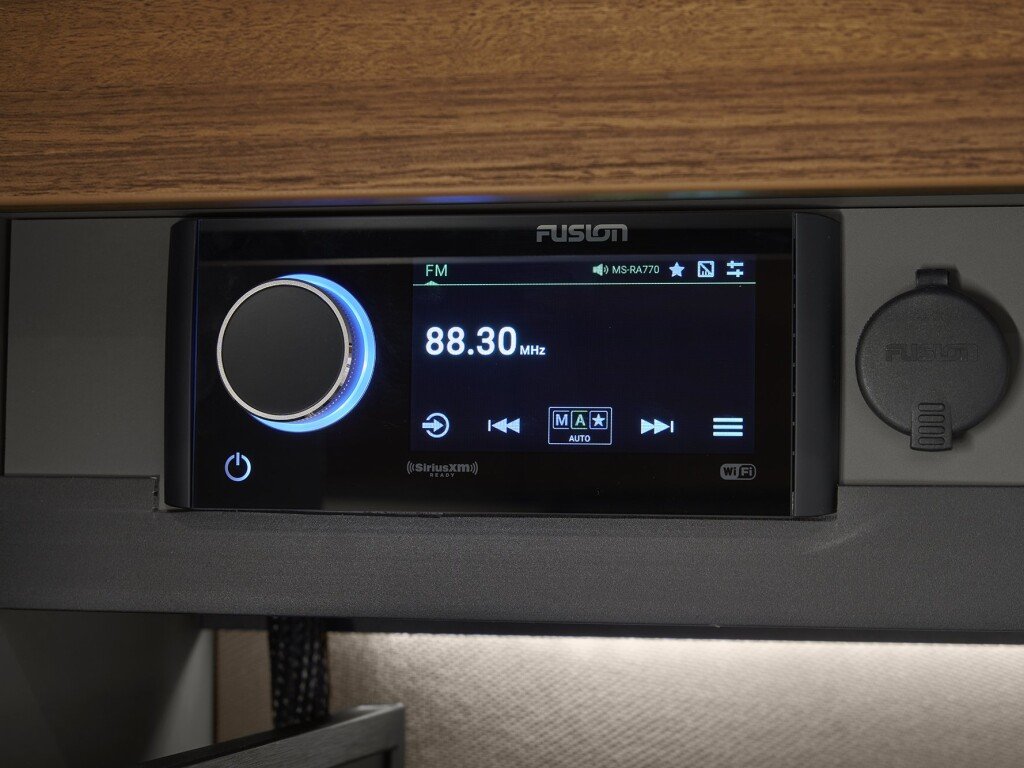 Novaline 515 Radio Display Radio