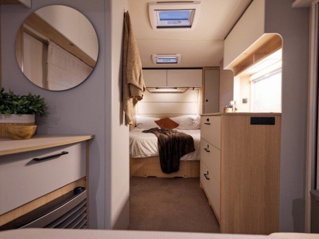 LMC Style 70 Jahre Sondermodell Durchschuss vhnf 453D v2