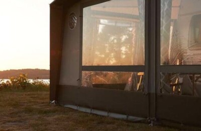 frontpage main banner isabella FocusFillWyIwLjAwIiwiMC4wMCIsMTYwMCwzOTVd