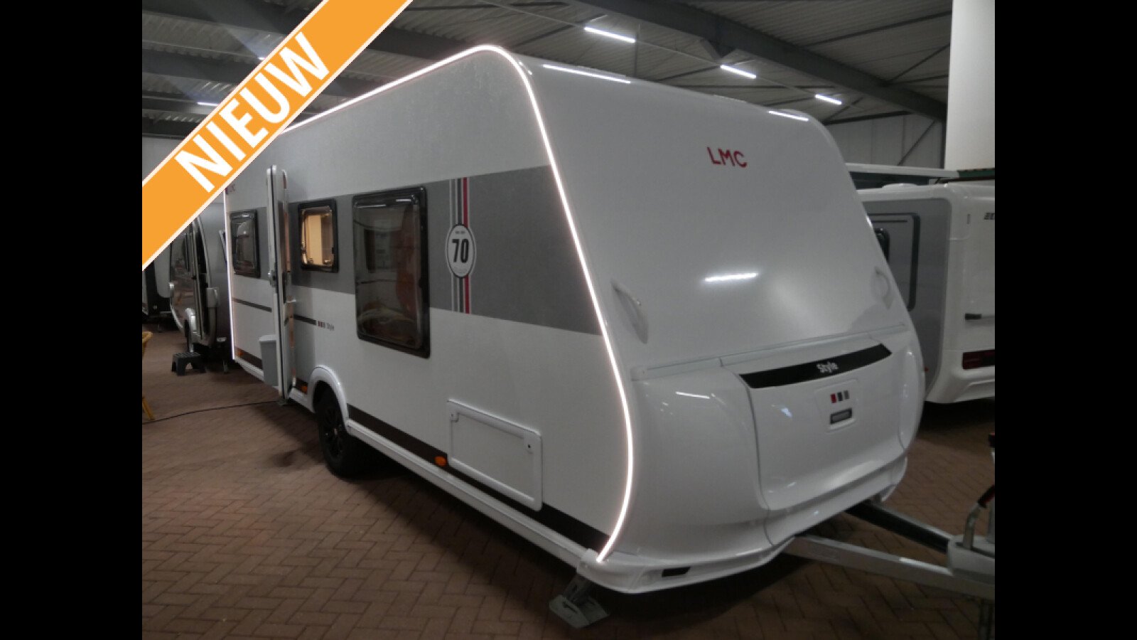 LMC Style 70-years 453 D