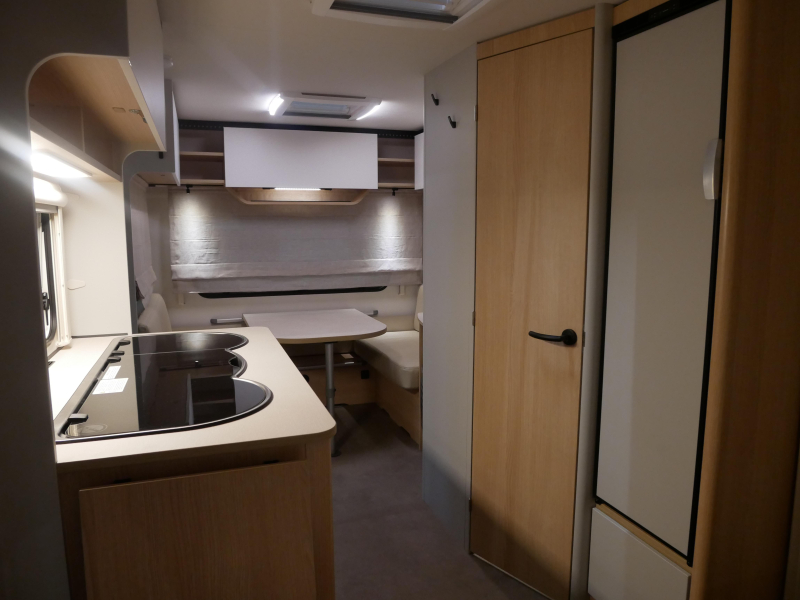 LMC Style 70-years 453 D image