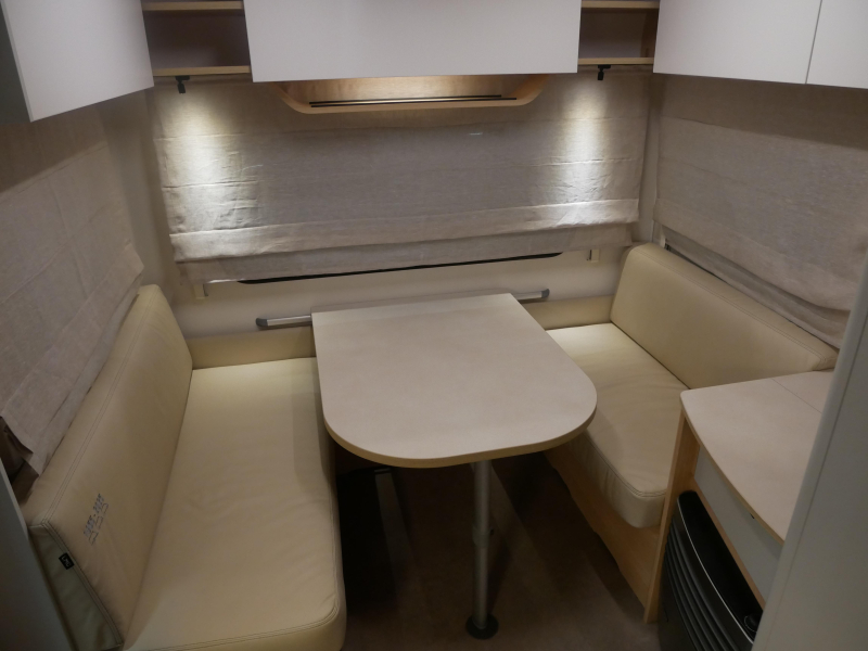 LMC Style 70-years 453 D image