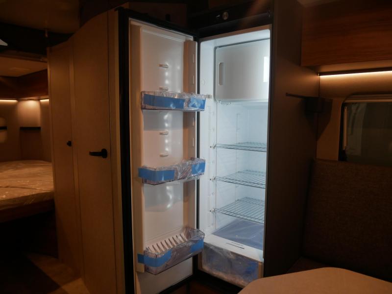 Eriba Feeling 442 image