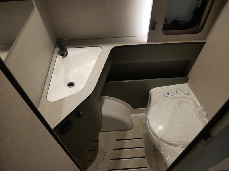 Eriba Feeling 442 image