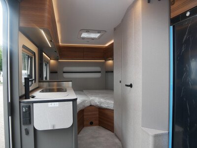 Eriba Novaline 442 V image