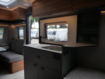 Eriba Novaline 442 V image