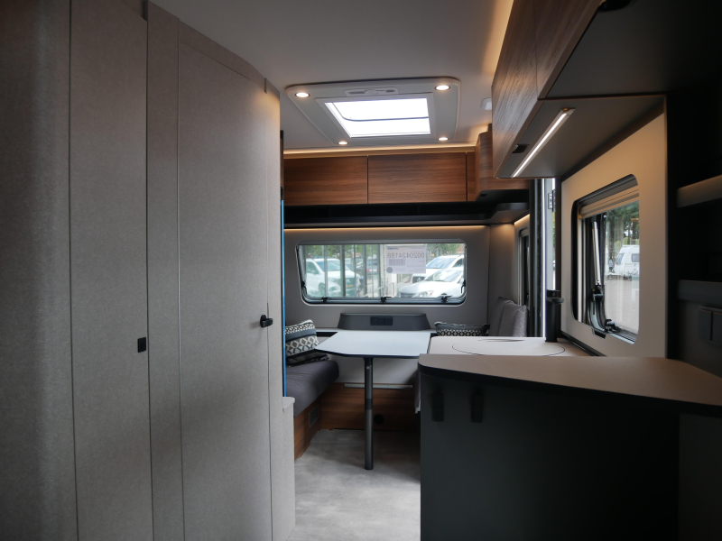 Eriba Novaline 442 V image