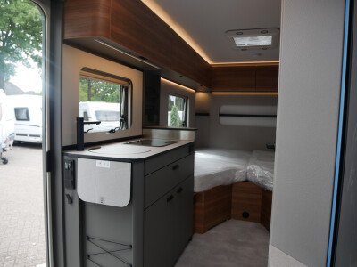 Eriba Novaline 442 V image