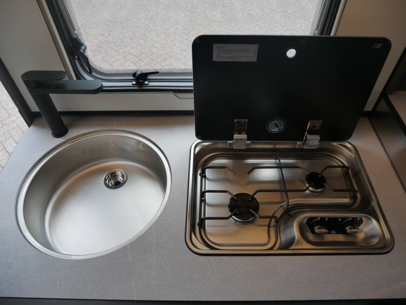 Eriba Novaline 442 V image