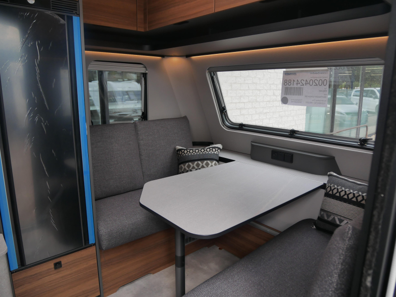 Eriba Novaline 442 V image