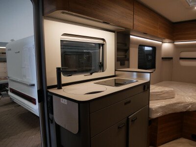 Eriba Novaline 442 V image