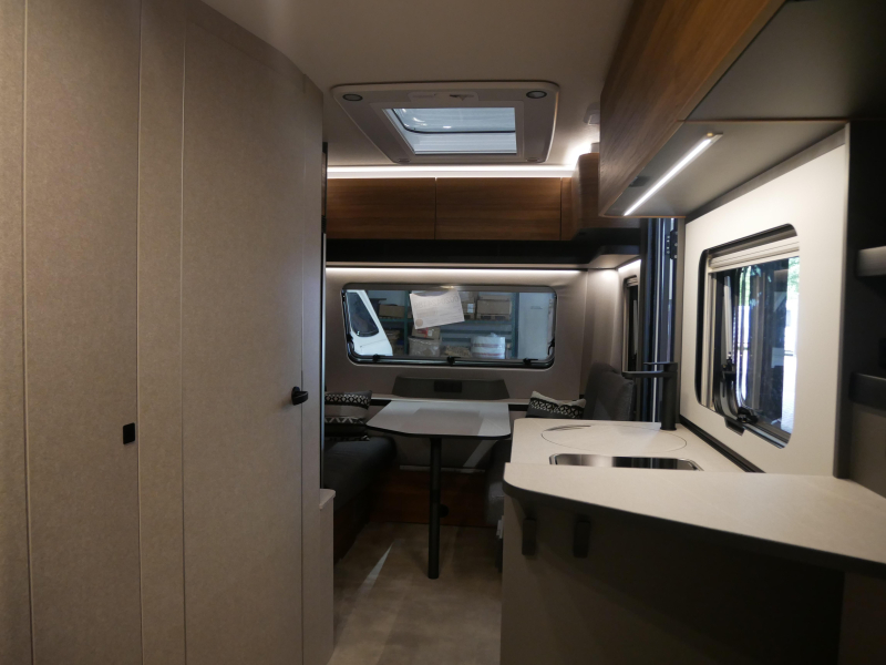 Eriba Novaline 442 V image