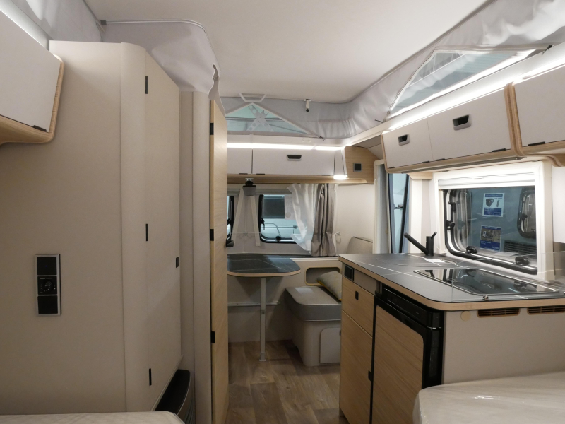 Eriba Touring 542 image