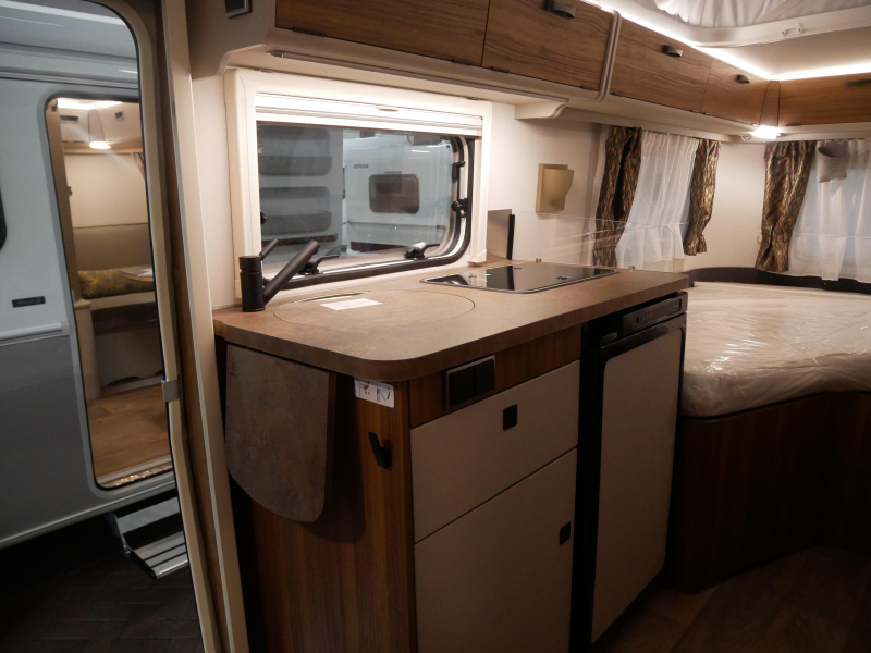 Eriba Touring 542 image