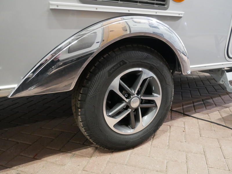 Eriba Touring 542 image