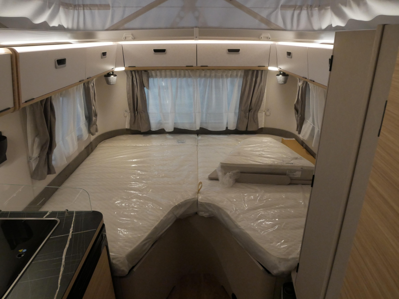 Eriba Touring 542 image