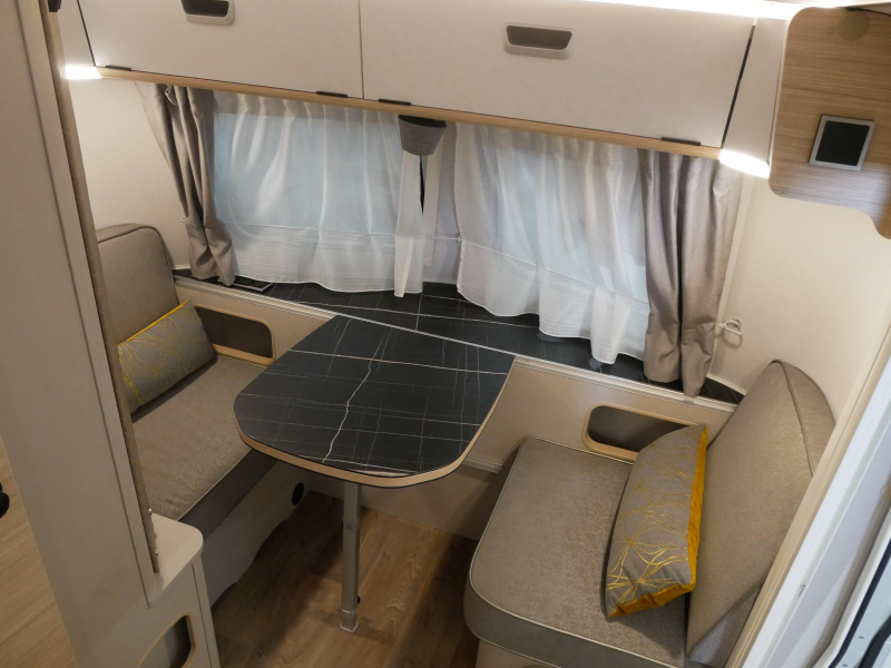 Eriba Touring 542 image