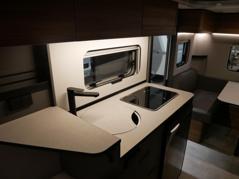 Eriba Feeling 470 image