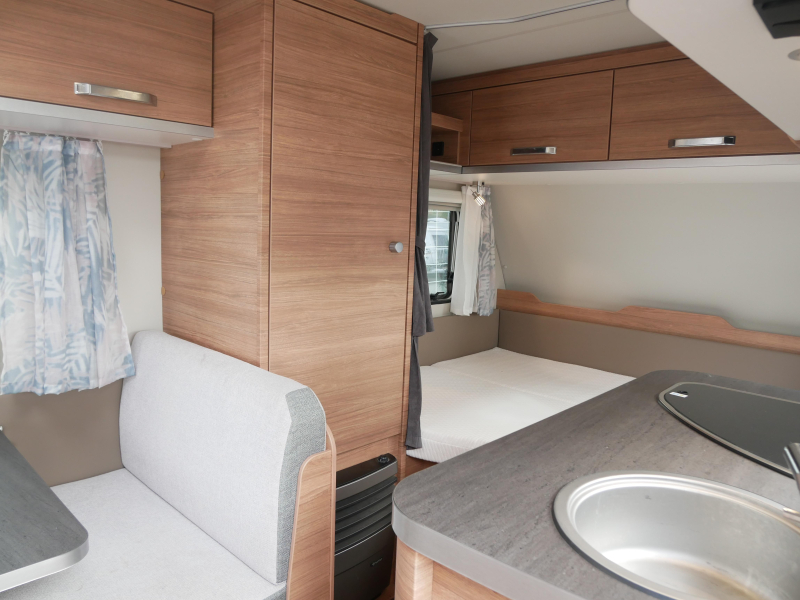Weinsberg Caraone 390 QD image