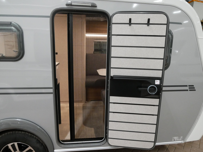 Eriba Feeling 425 image