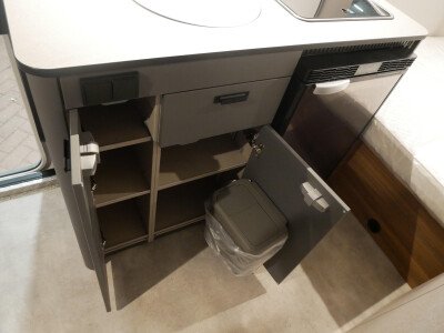 Eriba Feeling 425 image