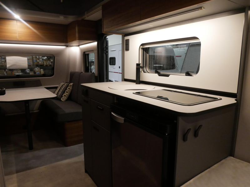 Eriba Feeling 425 image