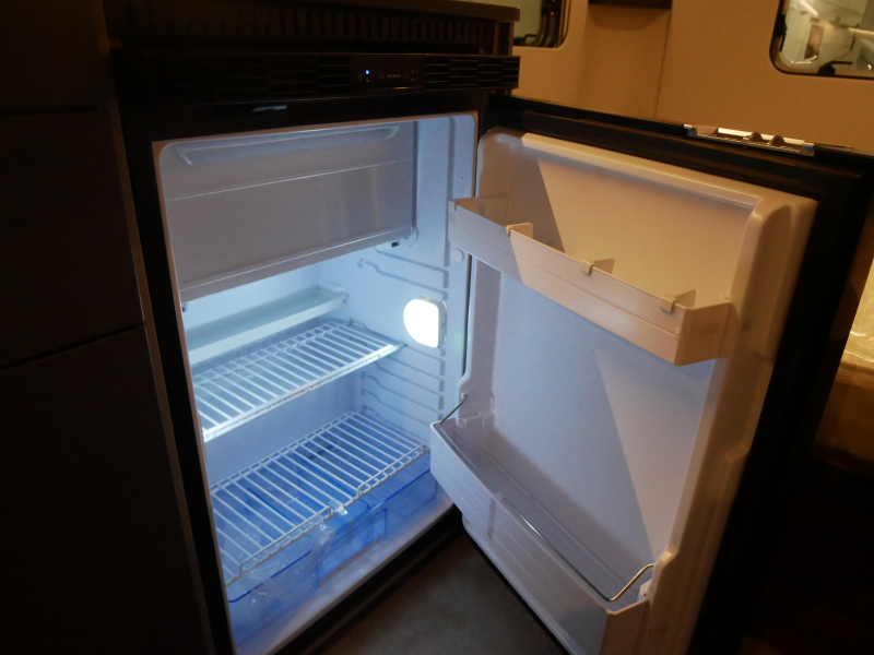 Eriba Feeling 425 image