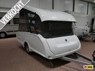Easy Caravanning Takeoff