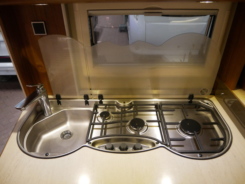 Eriba Nova Sl 485 image