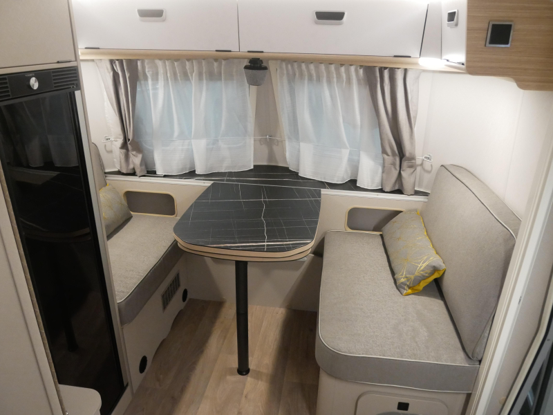 Eriba Touring 642 image