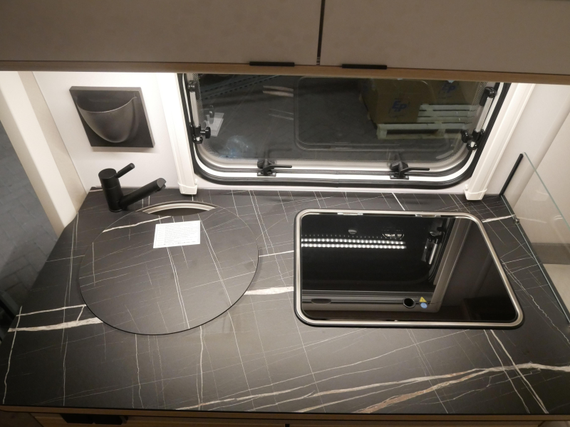 Eriba Touring 642 image