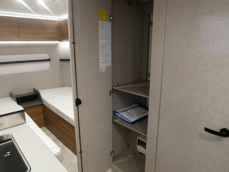 Eriba Novaline 495 image