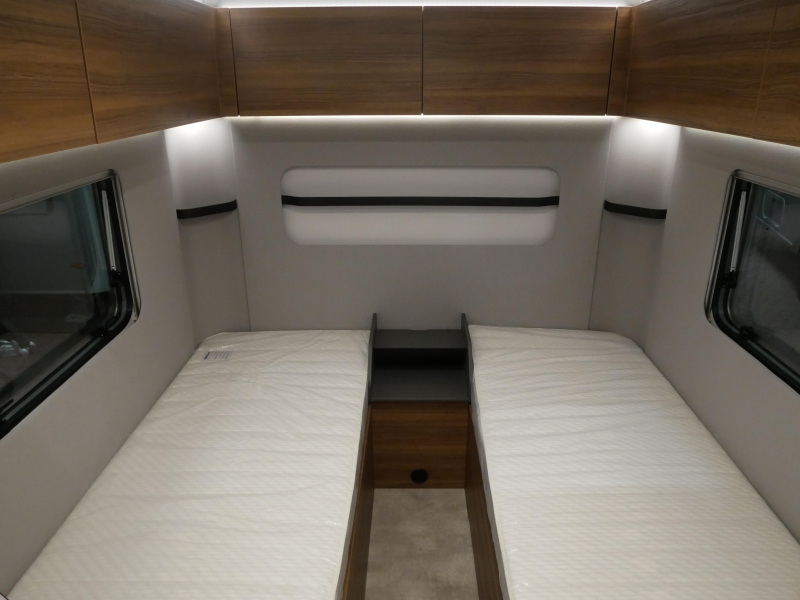 Eriba Novaline 495 image