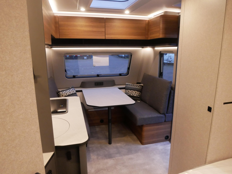 Eriba Novaline 465 image