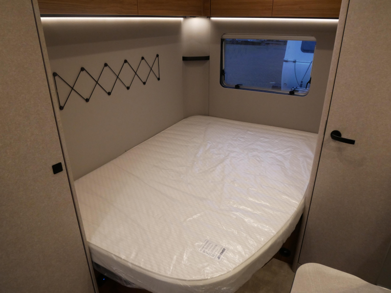 Eriba Novaline 465 image