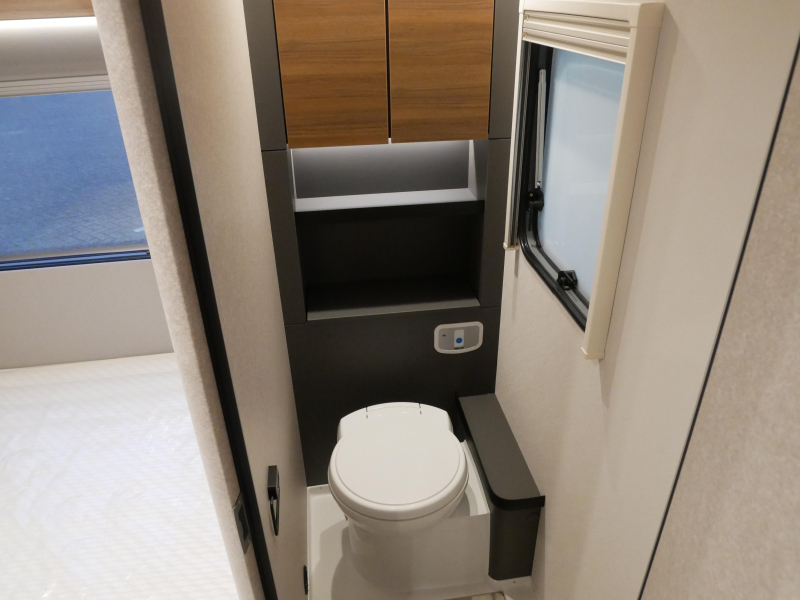 Eriba Novaline 465 image