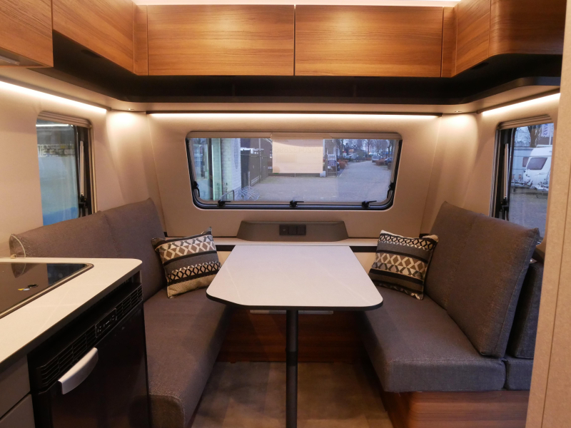 Eriba Novaline 465 image