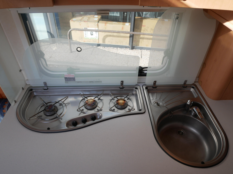 Knaus Sudwind 450 FU image