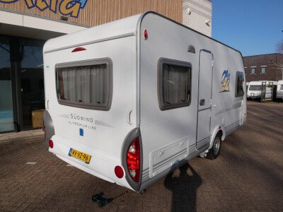 Knaus Sudwind 450 FU image