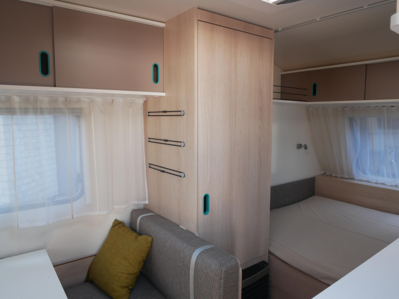 Adria Aviva 390 PS image