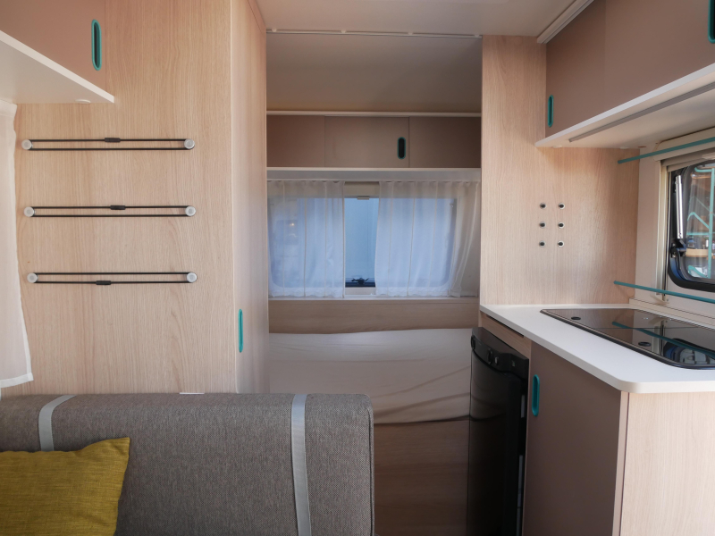 Adria Aviva 390 PS image