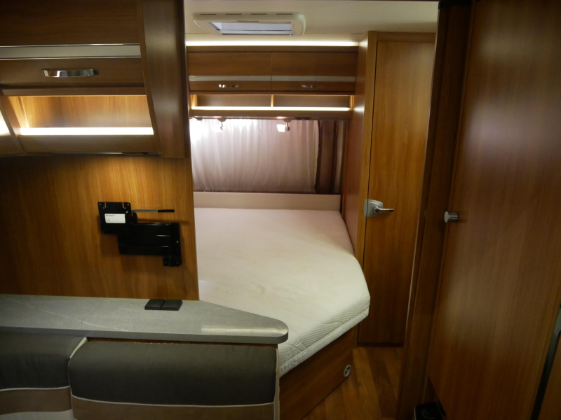 Dethleffs Nomad 560 FMK image