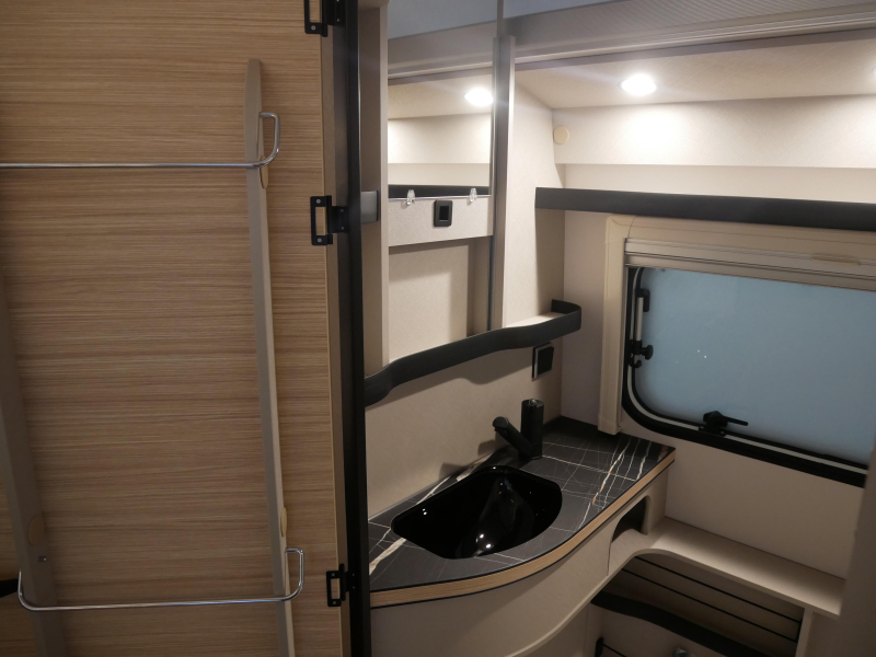 Eriba Touring Silver Editie image