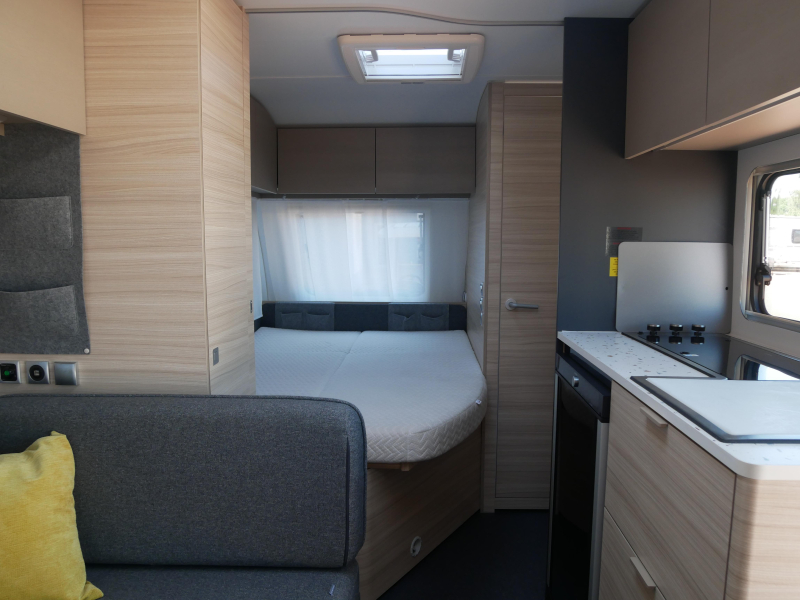 Adria Altea 432 PX image