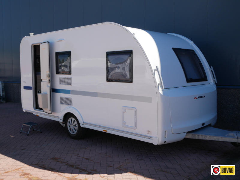 Adria Altea 432 PX image
