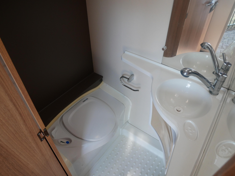 Caravelair Antares Style 400 image