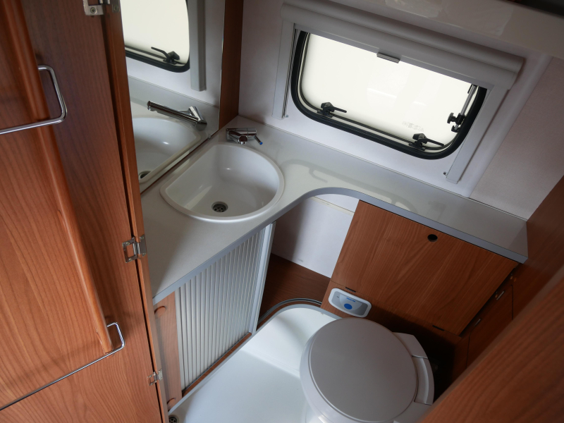 Eriba Touring Triton 420 image