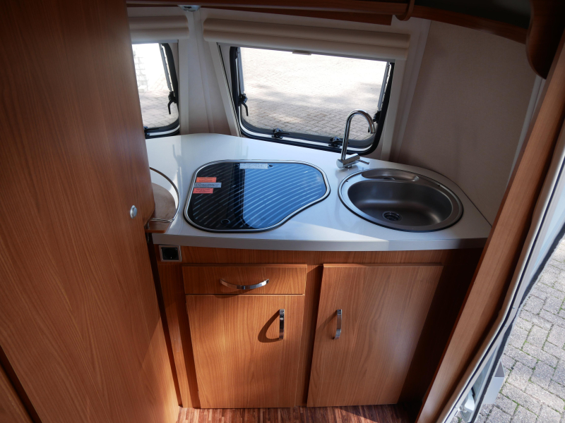 Eriba Touring Triton 420 image