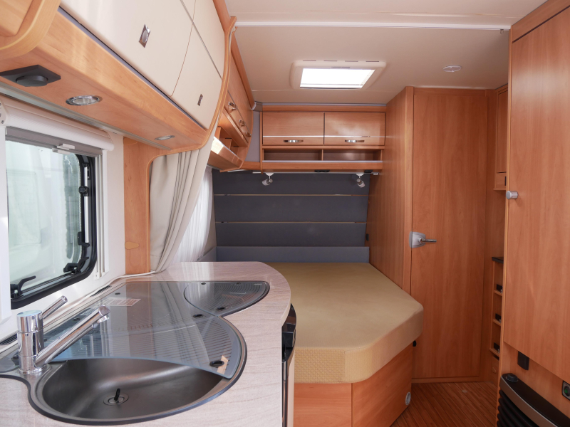 Dethleffs Camper 450 FL image